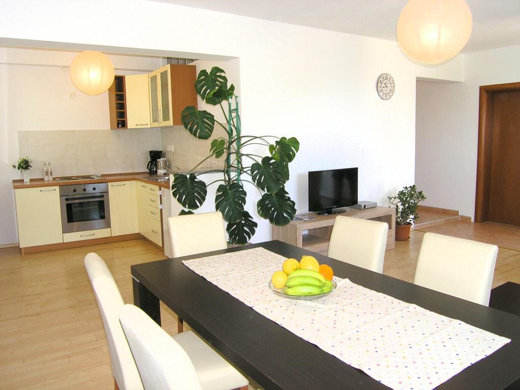 Apartments Dagmar Krk Town Zewnętrze zdjęcie